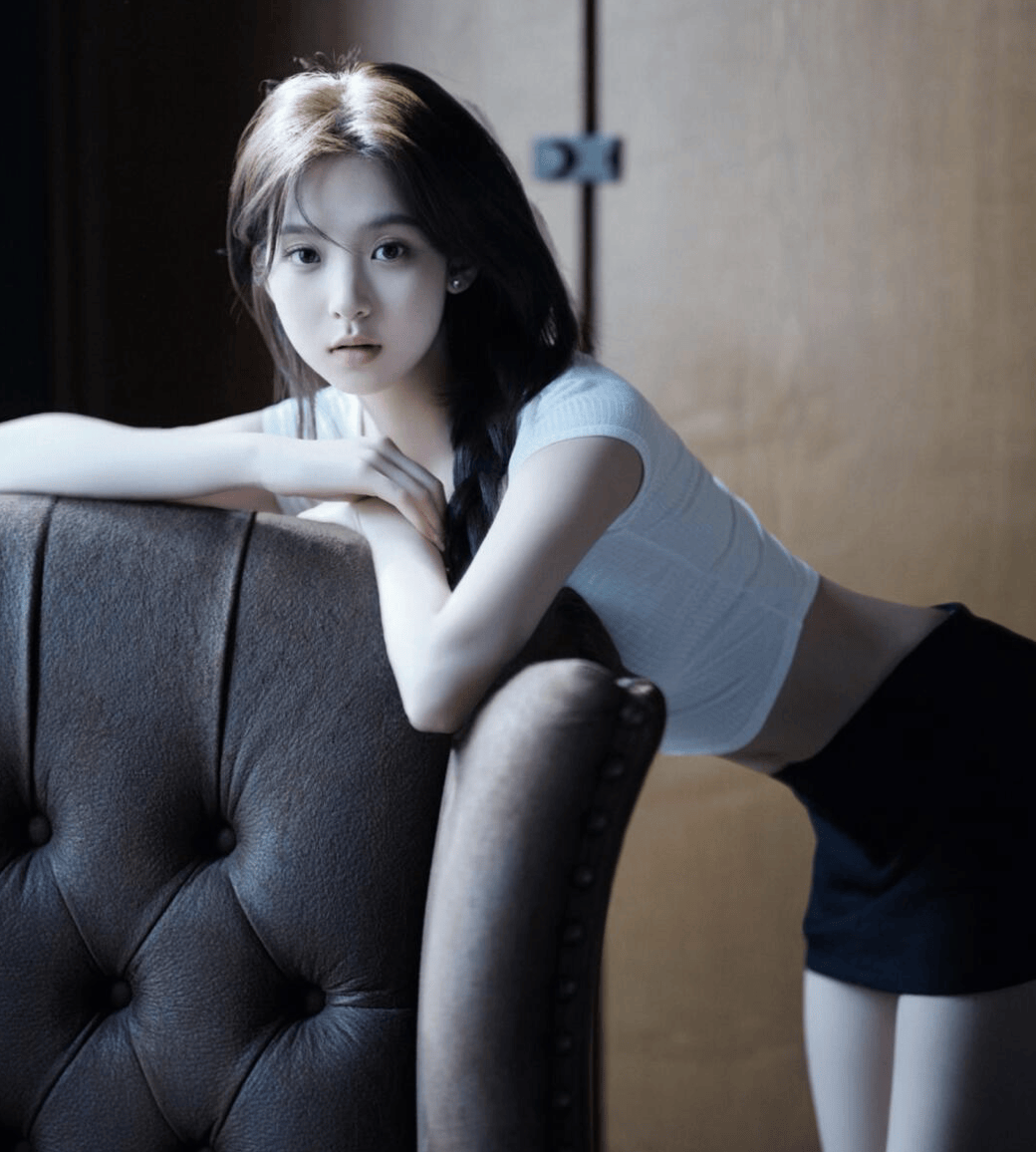 好稳啊，曼联3-1维拉，卡塞米罗、库尼亚与谢什科破门，比分中