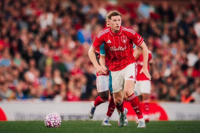 诺丁汉森林陷1.75亿引援魔咒？训练、赛程、康复谁是罪魁祸首？